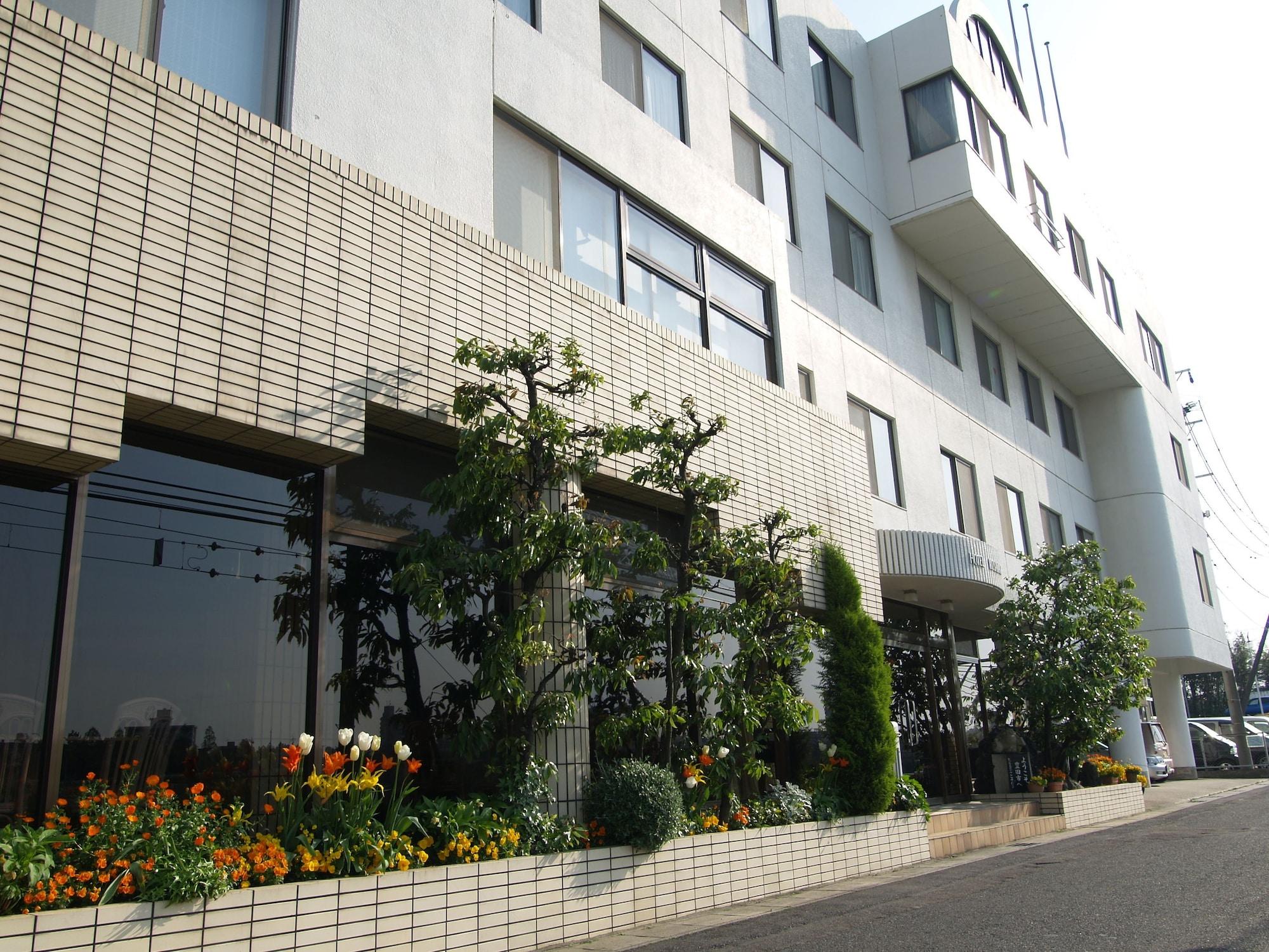 Business Hotel Kosanagi Toyota  Exteriör bild